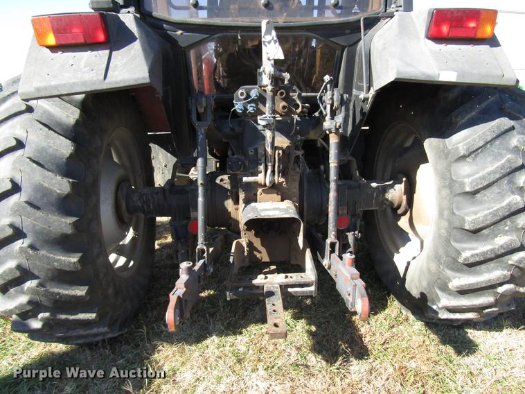 image for item DD3752 1993 AGCO Allis 7600 MFWD tractor