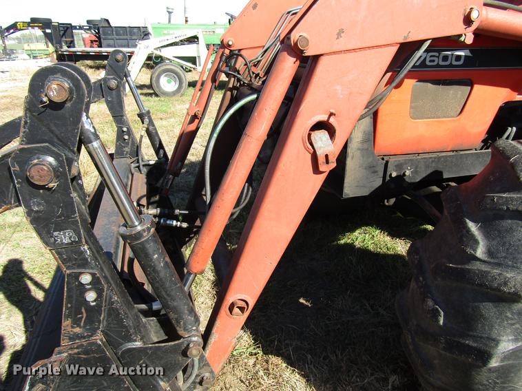 image for item DD3752 1993 AGCO Allis 7600 MFWD tractor