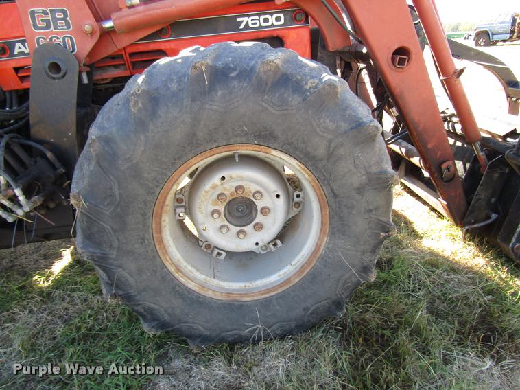 image for item DD3752 1993 AGCO Allis 7600 MFWD tractor