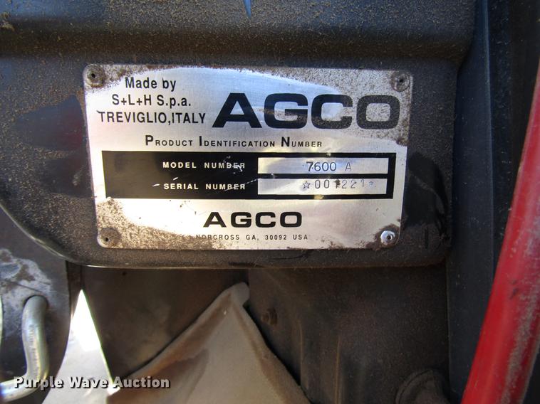image for item DD3752 1993 AGCO Allis 7600 MFWD tractor