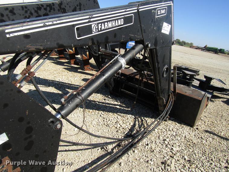 image for item DD3757 Farm Hand XL1140 loader