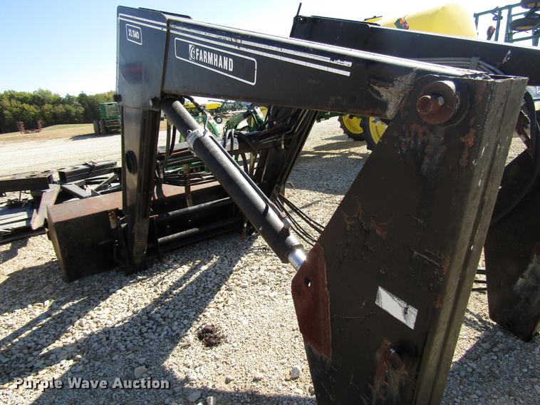 image for item DD3757 Farm Hand XL1140 loader
