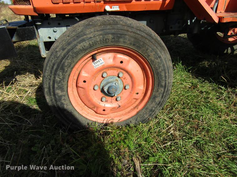 image for item DD3760 Kubota L2250 tractor