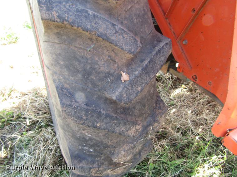 image for item DD3760 Kubota L2250 tractor