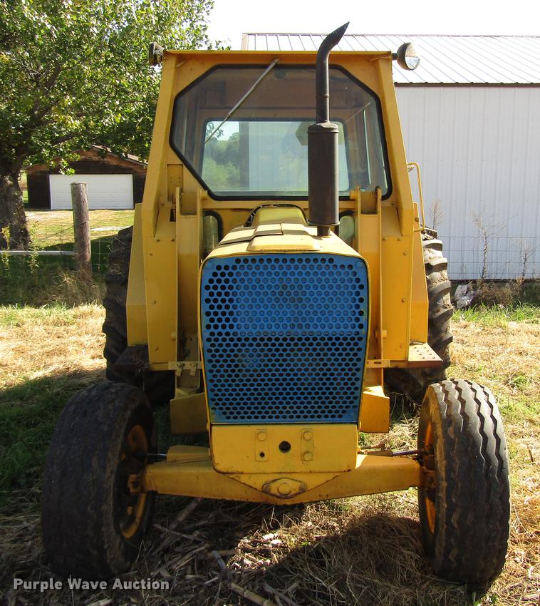 image for item DD3763 1984 Ford 545A tractor