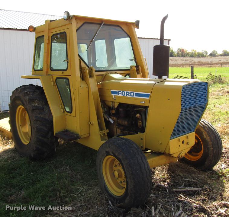 image for item DD3763 1984 Ford 545A tractor