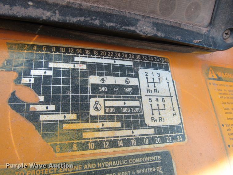 image for item DD3763 1984 Ford 545A tractor