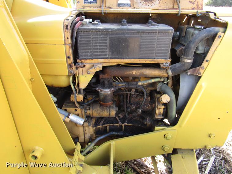 image for item DD3763 1984 Ford 545A tractor