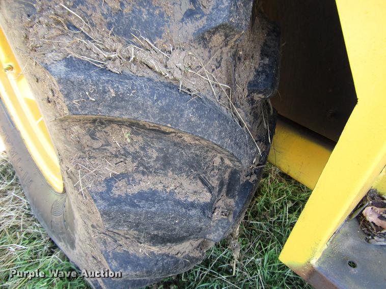 image for item DD3763 1984 Ford 545A tractor