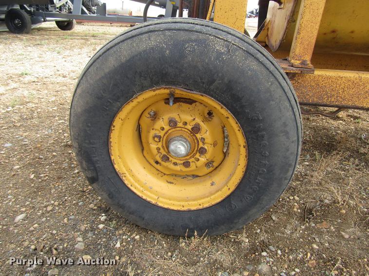 image for item DD4354 Vermeer BP7000 bale processor