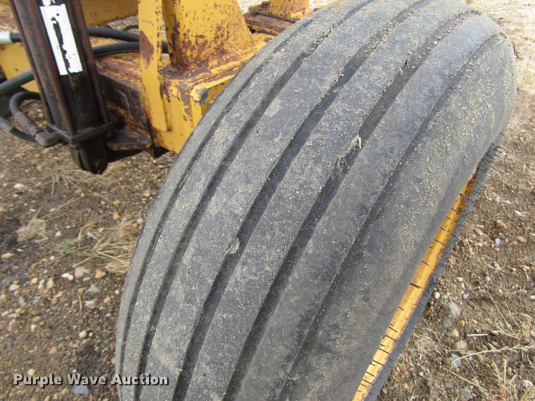 image for item DD4354 Vermeer BP7000 bale processor