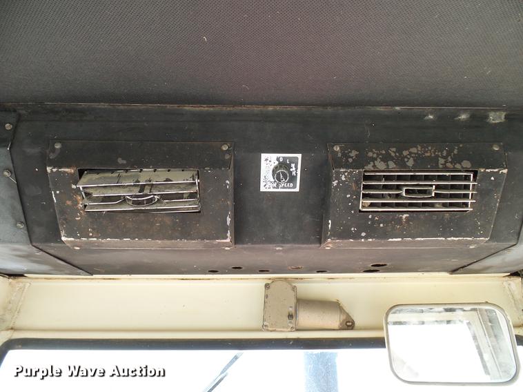 image for item DD5969 1973 International 1066 Turbo tractor