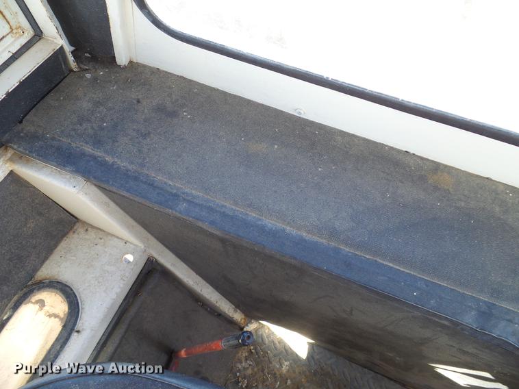 image for item DD5969 1973 International 1066 Turbo tractor