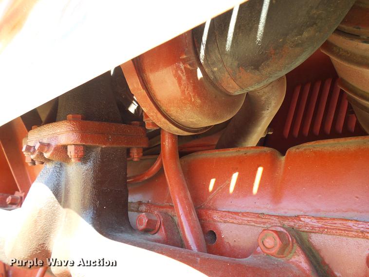 image for item DD5969 1973 International 1066 Turbo tractor