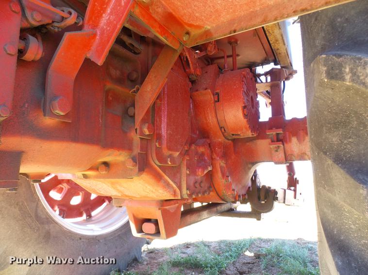 image for item DD5969 1973 International 1066 Turbo tractor