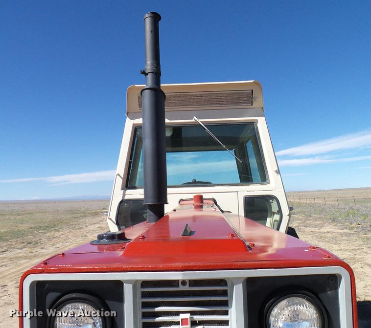 image for item DD5969 1973 International 1066 Turbo tractor