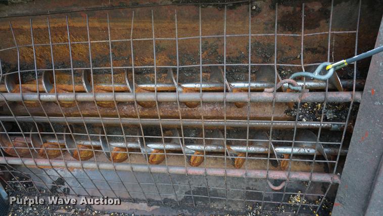 image for item DD6646 Westfield 100-61 grain auger