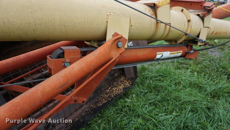 image for item DD6646 Westfield 100-61 grain auger