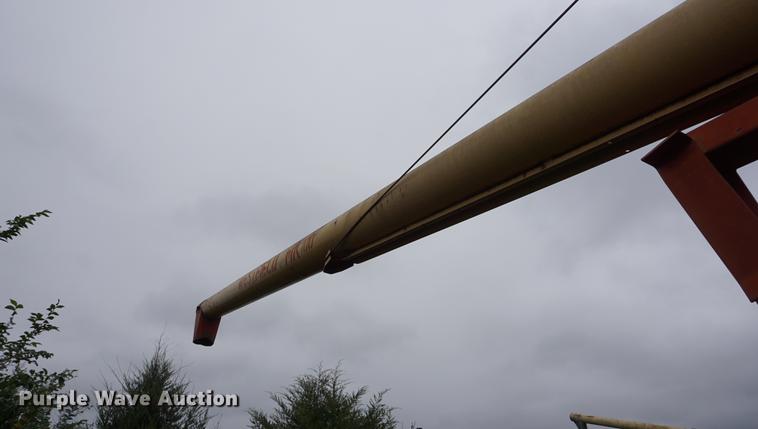 image for item DD6646 Westfield 100-61 grain auger