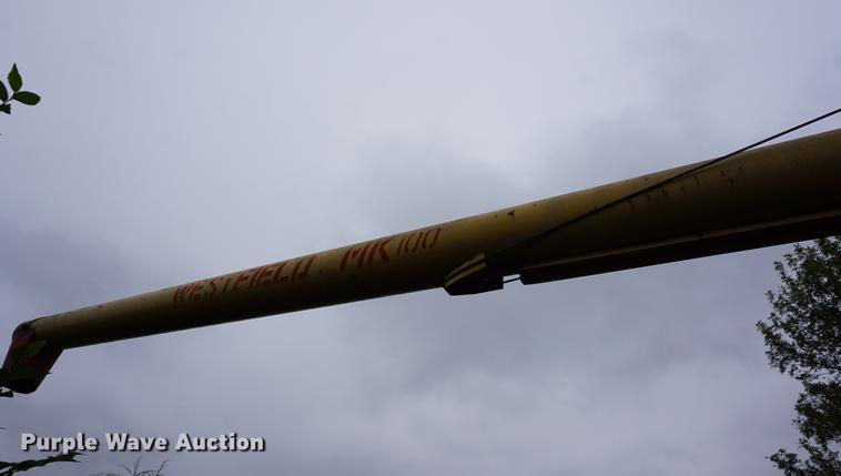 image for item DD6646 Westfield 100-61 grain auger