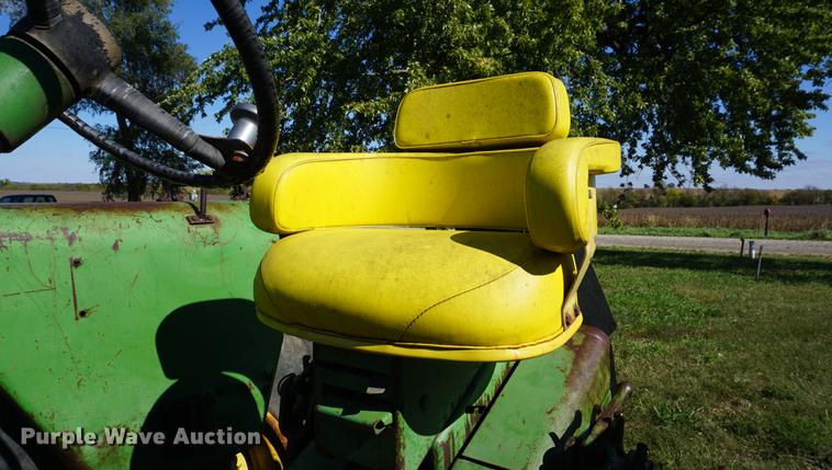 image for item DD6649 1965 John Deere 4020 tractor