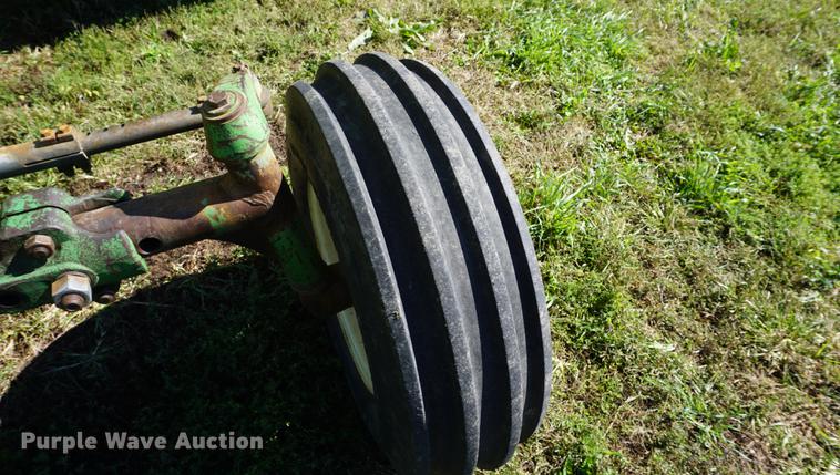 image for item DD6649 1965 John Deere 4020 tractor