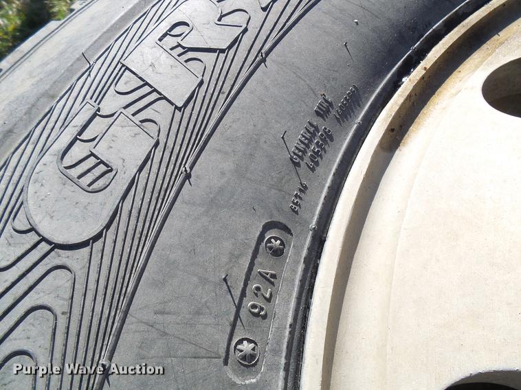 image for item DE5307 (2) General 315/80R22.5 tires and wheels