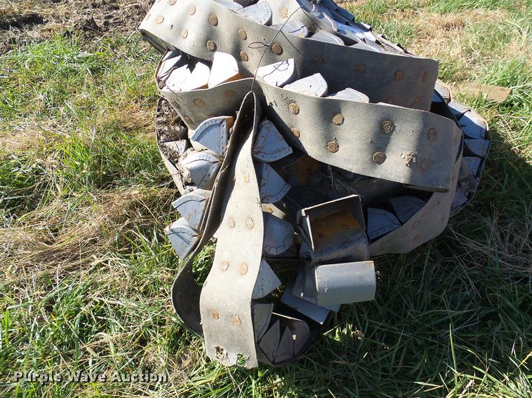 image for item DE5308 Grain leg cups and belt