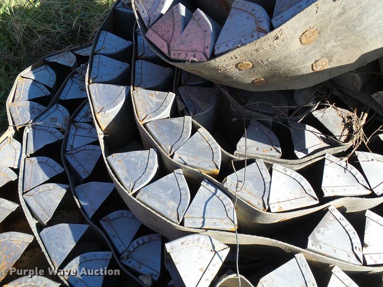 image for item DE5308 Grain leg cups and belt