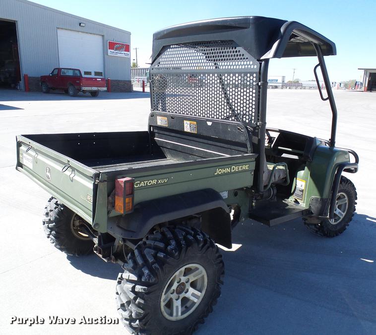 image for item DE5309 John Deere Gator 850D utility vehicle