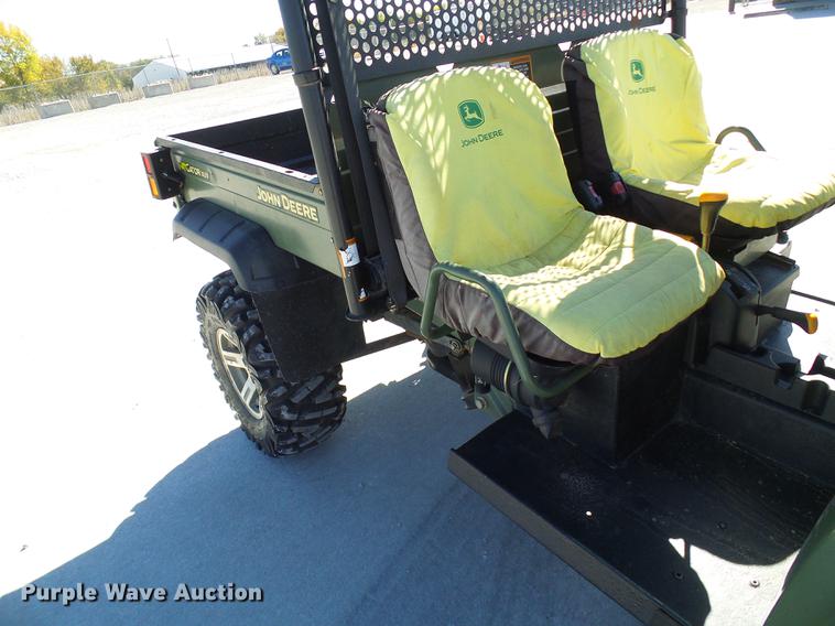 image for item DE5309 John Deere Gator 850D utility vehicle