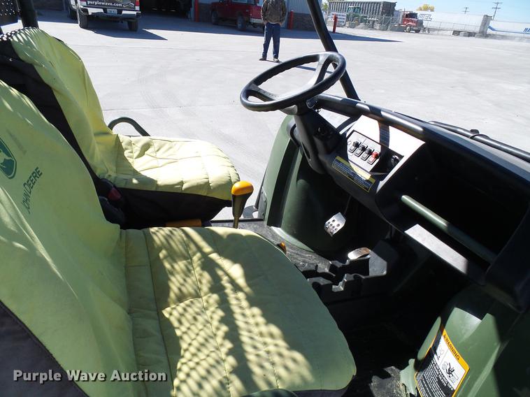 image for item DE5309 John Deere Gator 850D utility vehicle