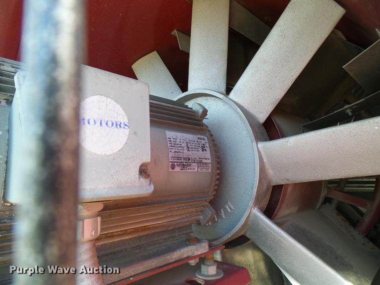 image for item DE5312 M-C Farm Equipment 570 continuous grain dryer