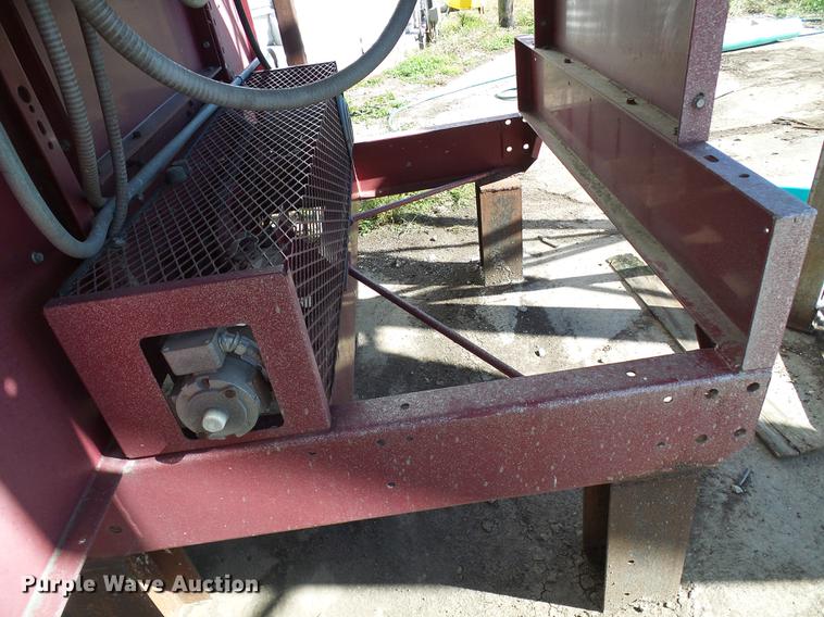 image for item DE5312 M-C Farm Equipment 570 continuous grain dryer