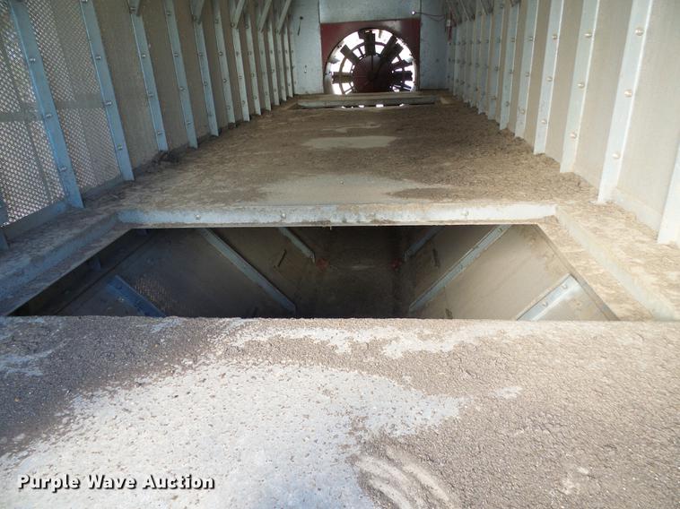 image for item DE5312 M-C Farm Equipment 570 continuous grain dryer