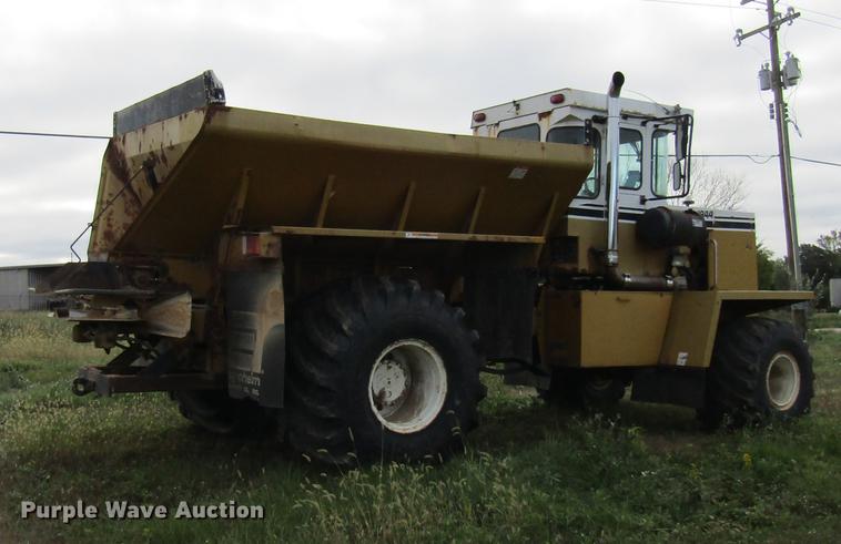 image for item DE5862 1996 Ag-Chem TerraGator 1844 applicator