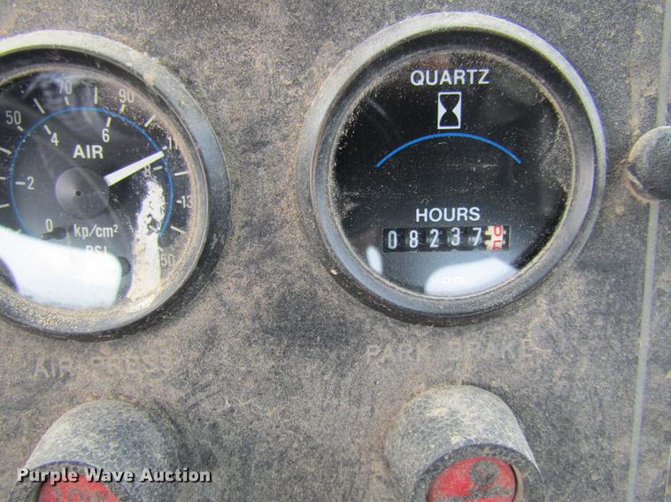 image for item DE5862 1996 Ag-Chem TerraGator 1844 applicator