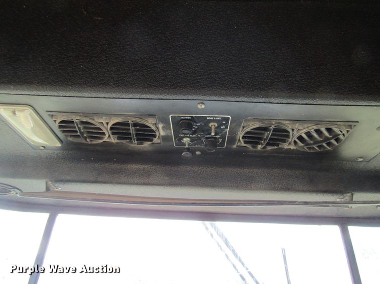 image for item DE5862 1996 Ag-Chem TerraGator 1844 applicator