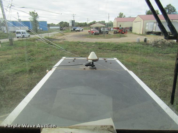 image for item DE5862 1996 Ag-Chem TerraGator 1844 applicator