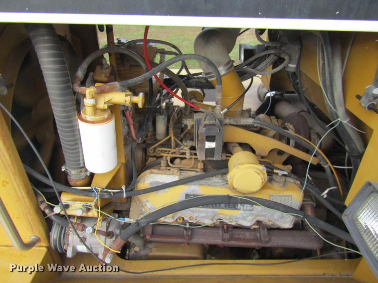 image for item DE5862 1996 Ag-Chem TerraGator 1844 applicator