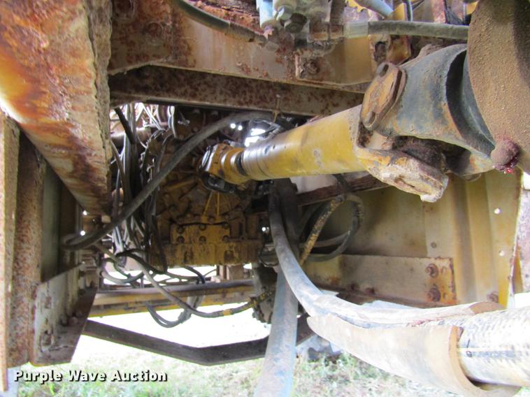 image for item DE5862 1996 Ag-Chem TerraGator 1844 applicator