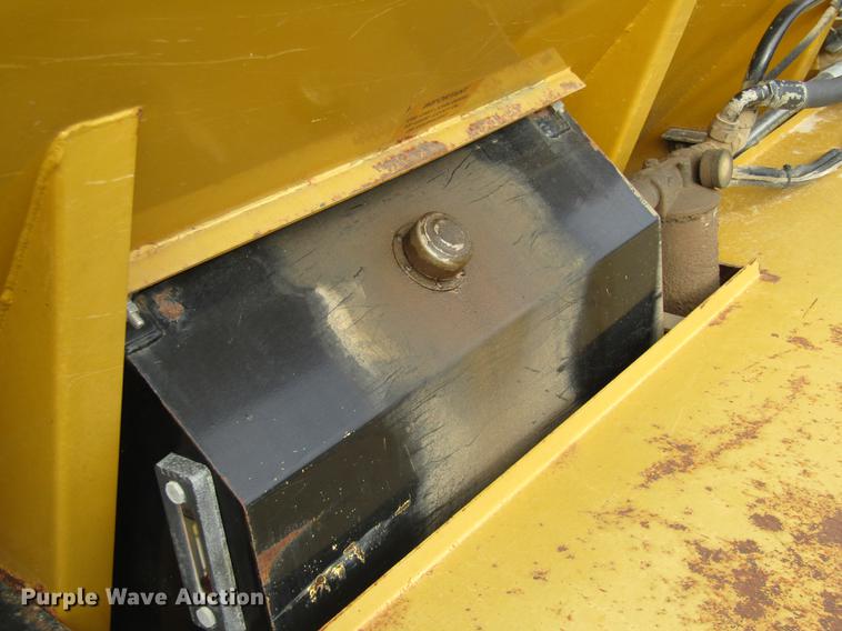 image for item DE5862 1996 Ag-Chem TerraGator 1844 applicator