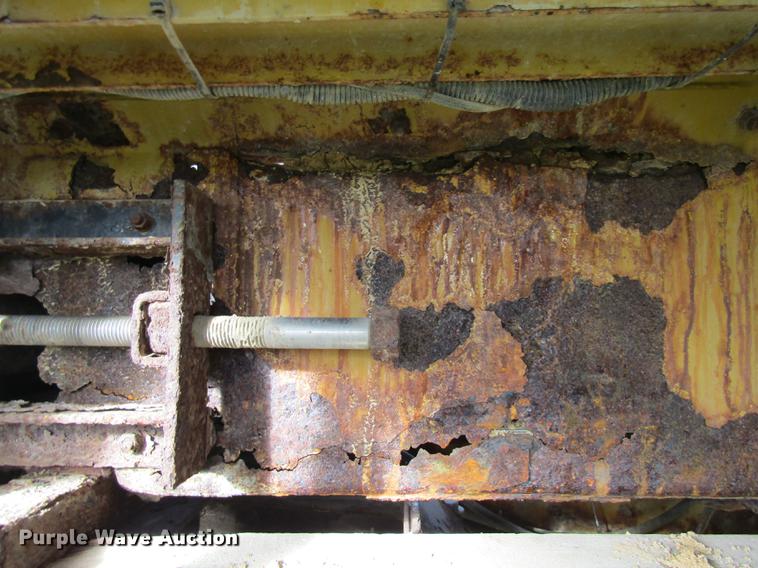 image for item DE5862 1996 Ag-Chem TerraGator 1844 applicator