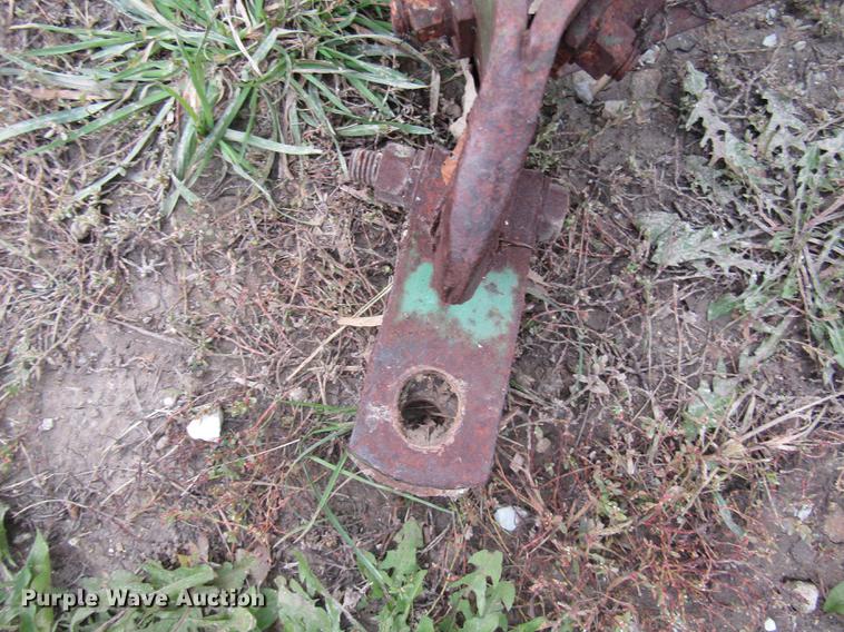 image for item DE5877 John Deere FBA grain drill