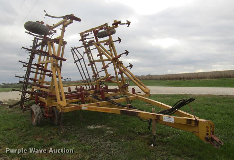 image for item DE5878 Kent 6327 field cultivator