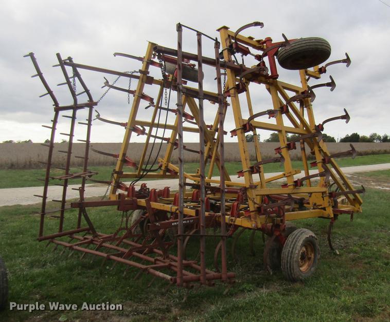 image for item DE5878 Kent 6327 field cultivator