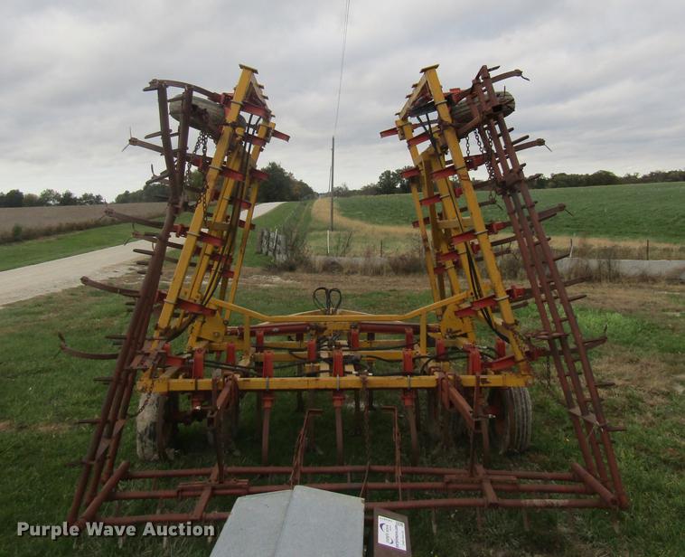 image for item DE5878 Kent 6327 field cultivator