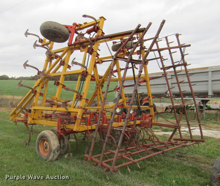 image for item DE5878 Kent 6327 field cultivator