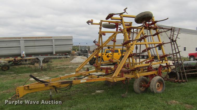 image for item DE5878 Kent 6327 field cultivator