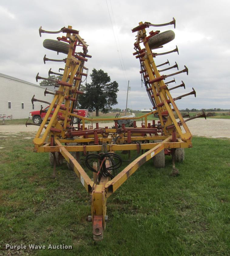 image for item DE5878 Kent 6327 field cultivator